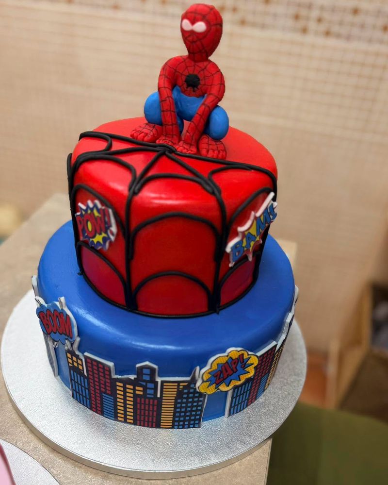 Tort Spider-Man pentru copii